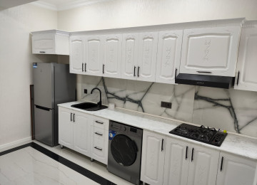 ƏŞYALİ !!! Nizami rayonu Neftçilər metrosuna 5-6 deyqe