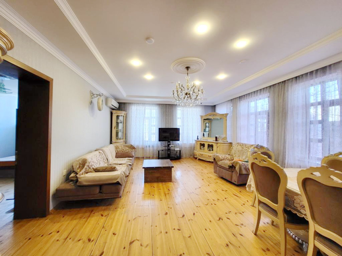 2 otaqli kiraye heyet evi Bine Atciliq merkezi ile uzbeuz, esas yola yaxin 5 sotun