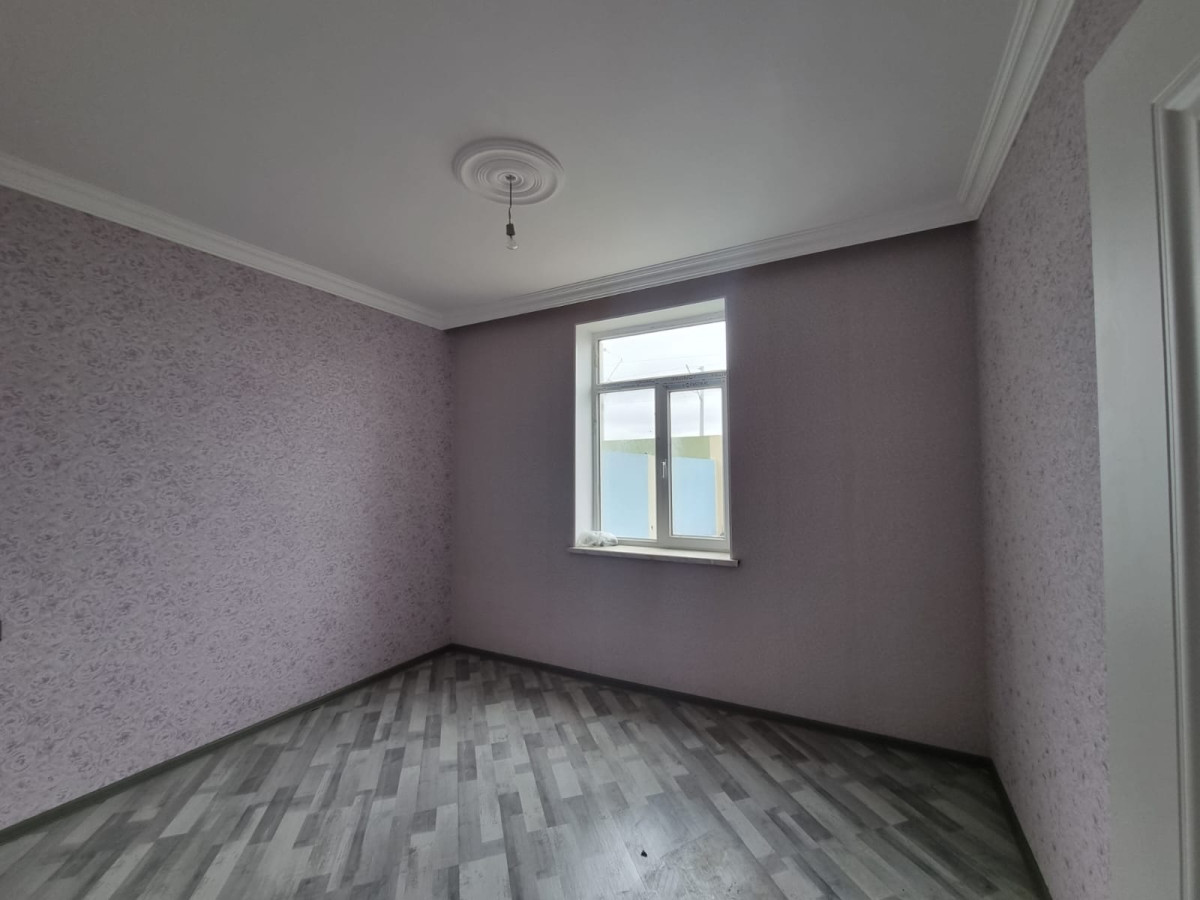 heyet evi Zabrat Mehemmedli yolu esas yoldan 400 metr arali 2 sot