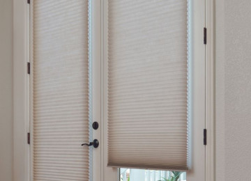 Şık və modern görünüşü baxımından digər pərdələrdən ayrılan