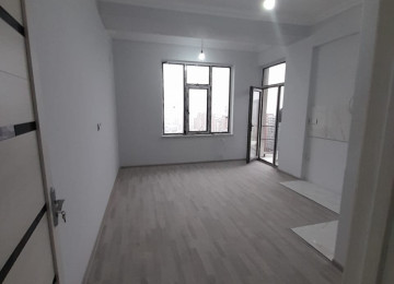 Gözəl təklif 28 may metrosundan 70 metr məsafədə yeni