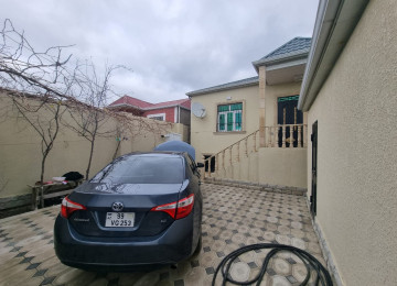 Zabrat Məhəmmədli qesebesinde esas şəhər yolundan 300 m