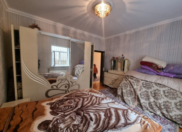 Zabrat Məhəmmədli qesebesinde esas şəhər yolundan 300 m