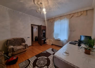 Zabratdan Mehemmedliye geden yolda esas şəhər yolundan 300