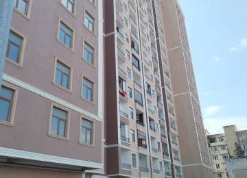 Xətai rayonu Qaçaq Nəbi küçəsi Əhmədli metrosuna 250-300