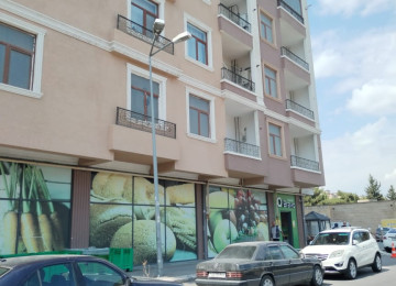 Xətai rayonu Qaçaq Nəbi küçəsi Əhmədli metrosuna 250-300