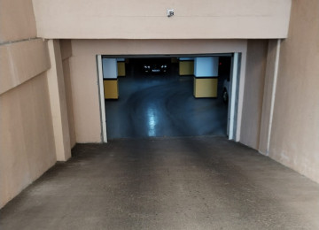 Xətai rayonu Qaçaq Nəbi küçəsi Əhmədli metrosuna 250-300