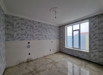 Zabrat Mehemmedli yolu esas yoldan 400 metr arali 2 sot