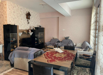 Nəsimi rayonu 28 may metrosunun yanı .Yenicə tikilmiş 16