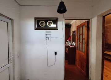 Zabrat qesebesinde 75 saylı məktəbə yaxın yerde,marşuruta