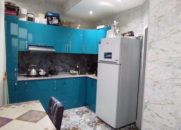 Yeni Yasamalda , Yasamal hospitalın düz yanında 17