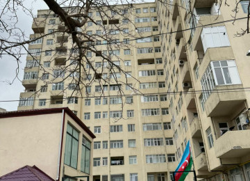 TƏCİLİ !!! Sabunçu rayonu Bakıxanov qesebesi Razin ticaret