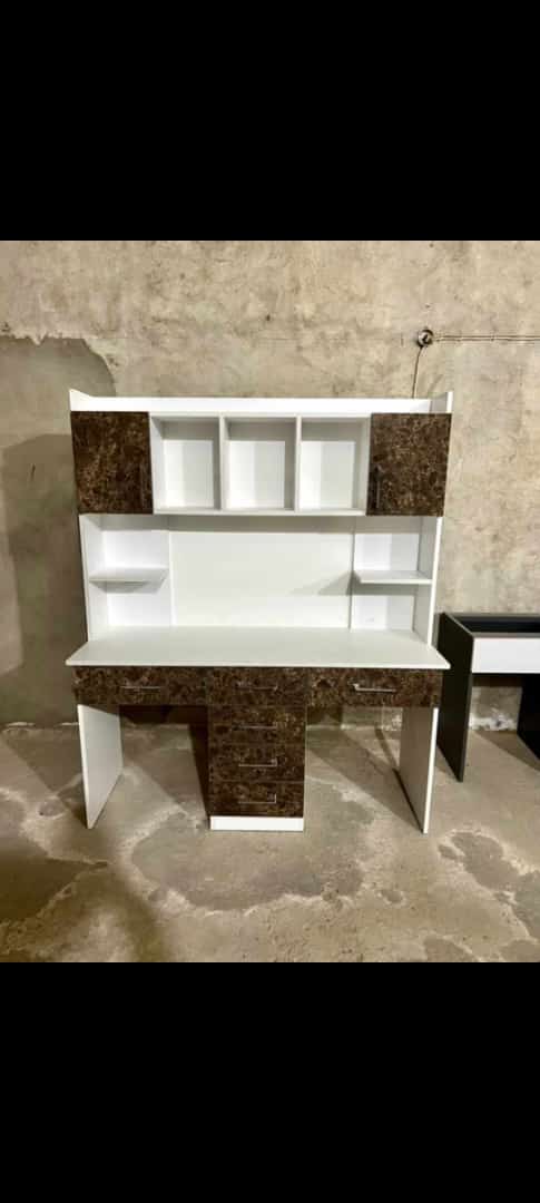 2nəfərlik yazı masası Sifarişlə hazırlanır Rəng seçimi var