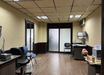 Nəsimi rayonu Möhsün Sənani küçəsi Azərbaycan Tibb