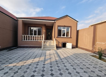 Savalan qəsəbəsinin tam giriş hissəsində əsas şəhər