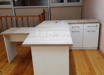 Müdür masası Sifarişlə hazırlanır Rəng seçimi var Ölçü