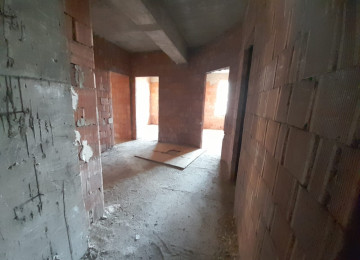 Gözəl təklif 28 may metrosunun yanı yeni tikilmiş 14