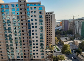 Gözəl təklif 28 may metrosunun yanı yeni tikilmiş 14