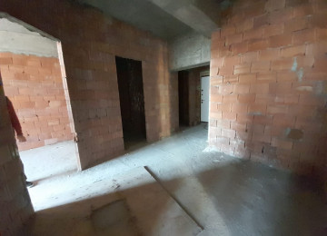 Gözəl təklif 28 may metrosunun yanı yeni tikilmiş 14