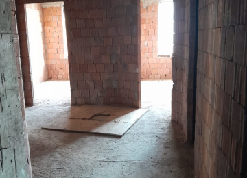 Gözəl təklif 28 may metrosunun yanı yeni tikilmiş 14