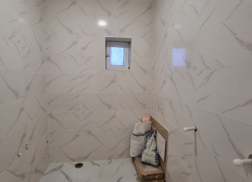 Zabrat Mehemmedli yoli şeher yoluna yaxin 2 sotda 110kvm.3