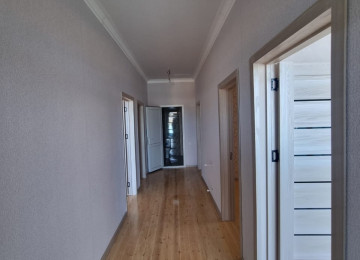 Zabrat Mehemmedli yoli şeher yoluna yaxin 2 sotda 130kvm.4