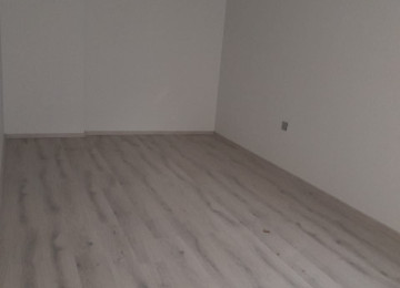 Gözəl təklif 28 may metrosundan 60 metr məsafədə yeni