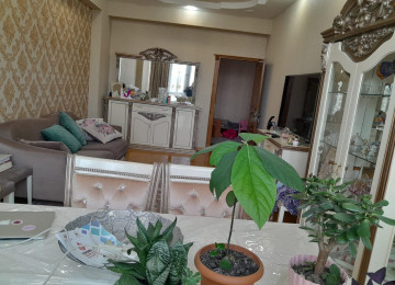 Azadlıq Prosbekti 28 may metrosunun yanında tikilmiş yeni