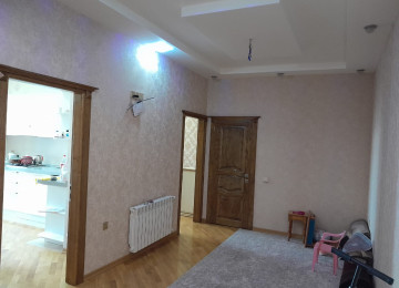 Azadlıq Prosbekti 28 may metrosunun yanında tikilmiş yeni