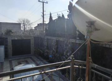 Zabrat qesebesi 192 sayli mektebe yaxin 3 sotda 230 kvm.6