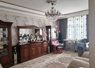 Zabrat qesebesi 192 sayli mektebe yaxin 3 sotda 230 kvm.6