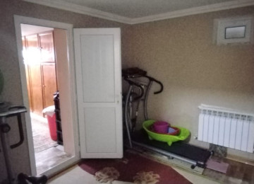 Zabrat qesebesi 192 sayli mektebe yaxin 3 sotda 230 kvm.6