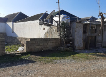 Məhəmmədli qəsəbəsi yolun yaxınlığında "CC"marketə yaxın 1