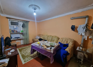 Zabrat qesebesinde mekteb,bağça,marşurut yolunda 2