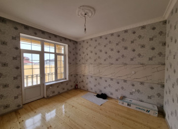 Zabratdan Mehemedliye geden yoldan esas şəhər yolundan 200