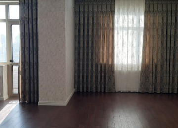 Yasamal rayonu, Milli Məclisin arxası, Oxford