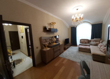 Xırdalanda Kristal Abşeron-2 yaşayış kompleksində 15/15ində