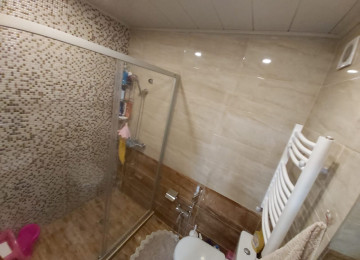 Xırdalanda Kristal Abşeron-2 yaşayış kompleksində 15/15ində