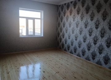 Ramani sovxoz 2,2 sotda 4 otaqli 130 kvm.8 das kursulu qoşa