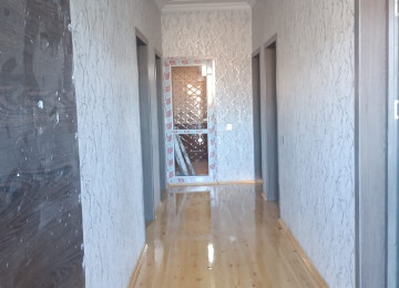 Ramani sovxoz 2,2 sotda 4 otaqli 130 kvm.8 das kursulu qoşa