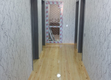 Ramani sovxoz 2,2 sotda 4 otaqli 130 kvm.8 das kursulu qoşa