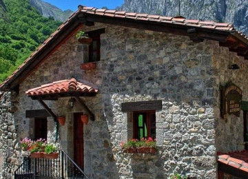 Keyfiyyətli və zövqlü evə sahib olmağınız artıq uzaq deil!