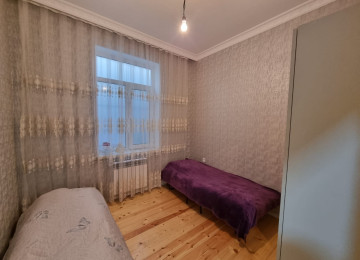 Zabratdan Mehemmedliye geden şəhər yolundan lap az mesafede