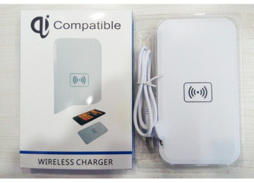 Bu Qi standart simsiz güc batareya ilə, messy kabellər