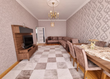 Zabrat Mehemmedli yolu 3 sotda 130 kvm.4 otaqli,alti