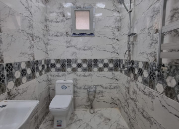 Maştaga Abşeron marketin yani 2 sotda 120 kvm.4 otaqli