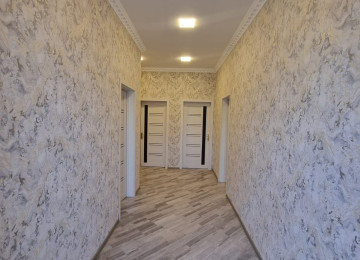 Maştaga Kirov dairesine,marsruta yaxin 2 sotda 120 kvm.3