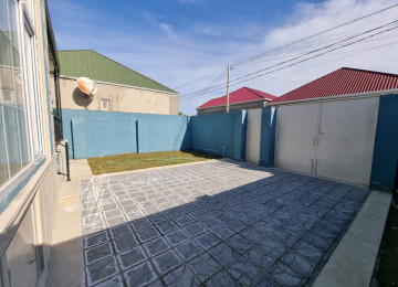 Maştaga ARAZ marketin yani 2 sotda 120 kvm.4 otaqli