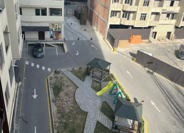 Nizami rayoni Qara Qarayev metrosunun yanında 2 otaqlı