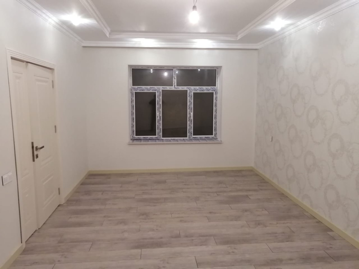 Bine qes merkezde Villa 2sotda 4otaqlı.2mərtəbəli 3yataq,1zal,mətbəx,2əd